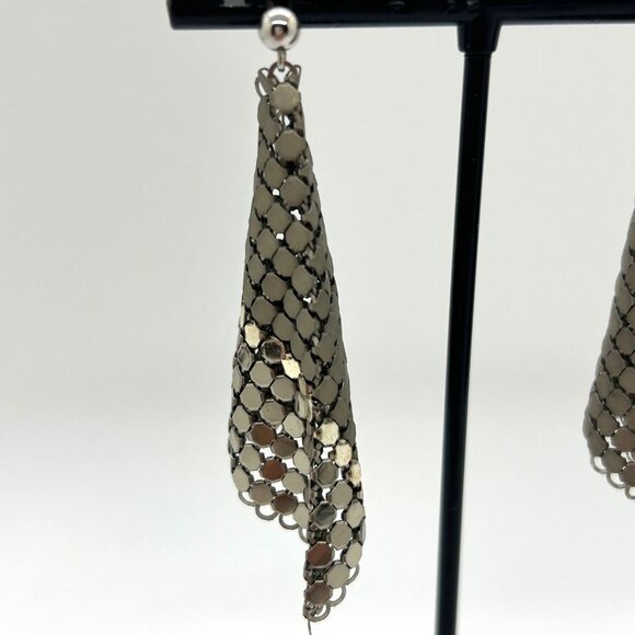 Vintage Silver-Tone Mesh Dangle Earrings Two-Tone Geometric Chic Chainmail - Picture 4 of 13